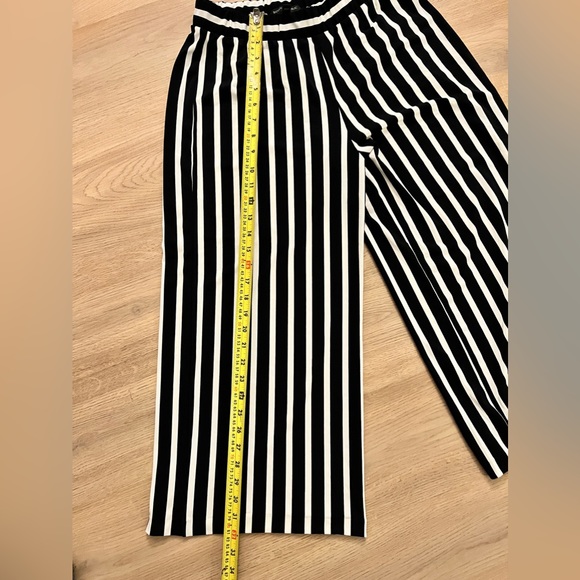 Banana Republic Black/ white capris pants - New - Picture 6 of 6